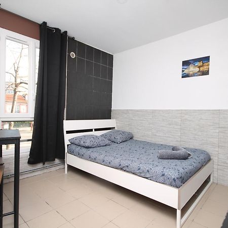 04 - Chambre Avec Lit Double Proche Paris Et Transports Wifi 圣但尼 外观 照片